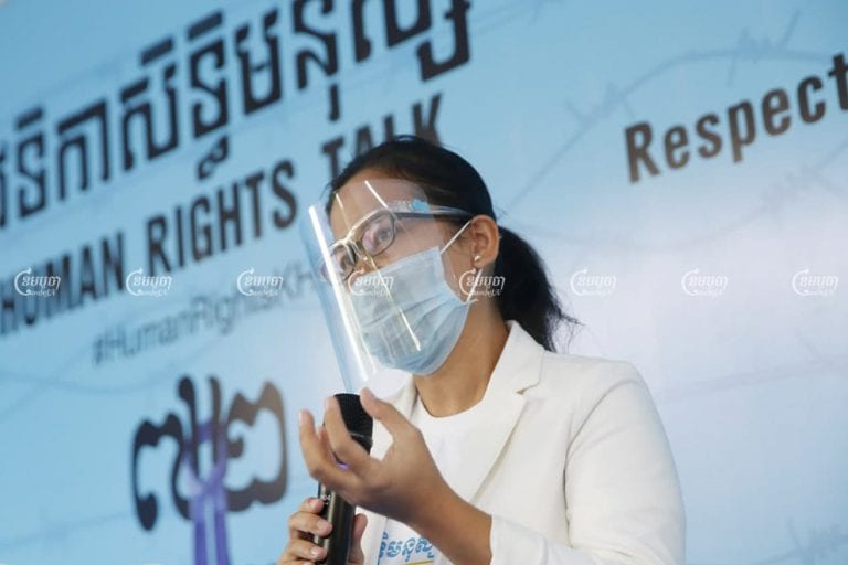 Leading rights advocate Chak Sopheap speaks at a small gathering of activists in Phnom Penh on a largely quiet International Human Rights Day. Panha Chhorpoan