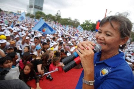 Former CNRP leader Mu Sochua has delayed her planned return to January 17, ensuring that she will miss a trial against more than 130 former party members and supporters on January 14.