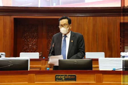Ith Samheng, Labor Minister, defends new amendments to the Labor Law at the National Assembly on September 9, 2021.National Assembly