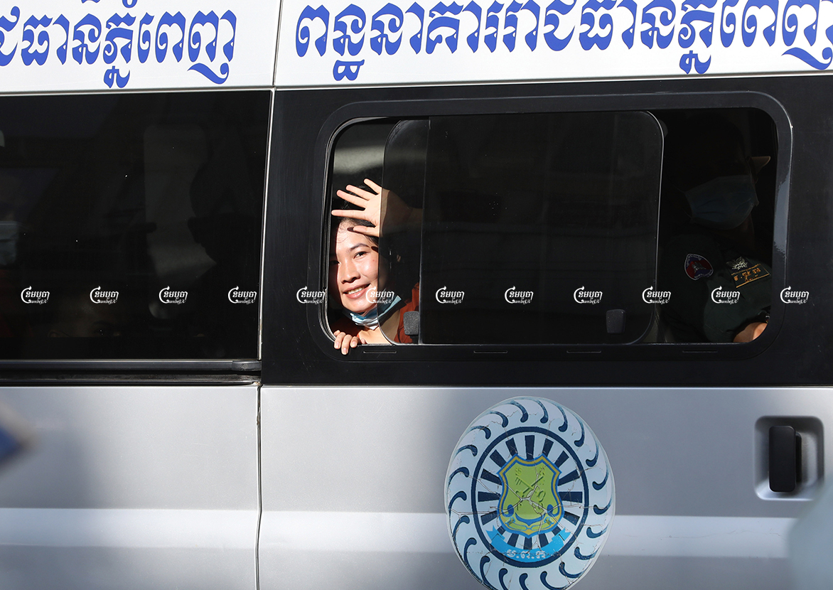 Khmer Thavarak activist Chhoeun Daravy and fellow defendants arrive at the Phnom Penh Municipal Court to receive their verdicts, October 26, 2021. CamboJA/ Pring Samrang
