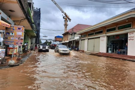 Heavy rain and floods from Thailand hit Battambang town. Photo taken on October 18, 2021. In Kongchet