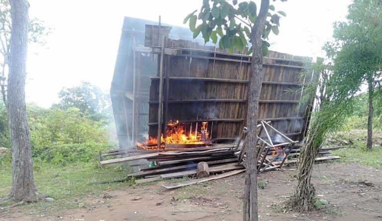 The Environment Ministry station in Kratie province’s Srae Chis commune after it was set on fire by hundreds of farmers on August 5, 2023. (Supplied)