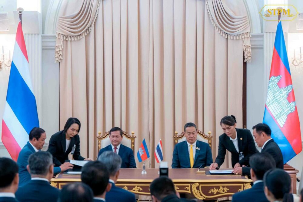 Cambodian Prime Minister Hun Manet and Thai Prime Minister Srettha Thavisin preside over the signing of MoU between both countries, February 7, 2024. (Hun Manet’s Facebook)