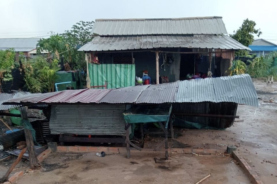 Part of a zinc house damaged by strong wind in Siem Reap province’s Run Ta Ek community, May 6, 2024. (Supplied)