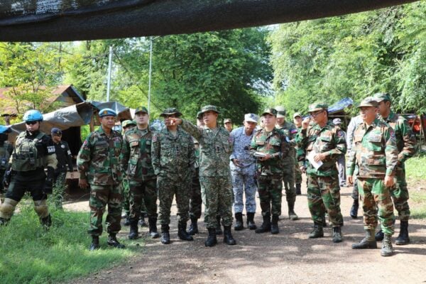 Cambodia’s National Defense Ministry​ on Monday facilitated the Interim Observer Team’s visit to Chouk Chey village, O' Bei Choan Commune in Banteay Meanchey province where Thai authorities installed a banner to warn locals to leave or face Thai enforced laws. (A photo posted on Ministry’s Facebook)